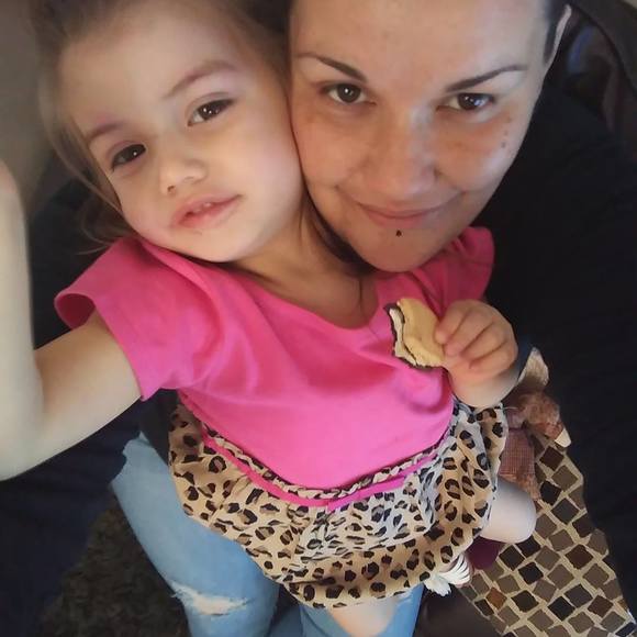 Meet your Posher, Amanda - Picture 1 of 1